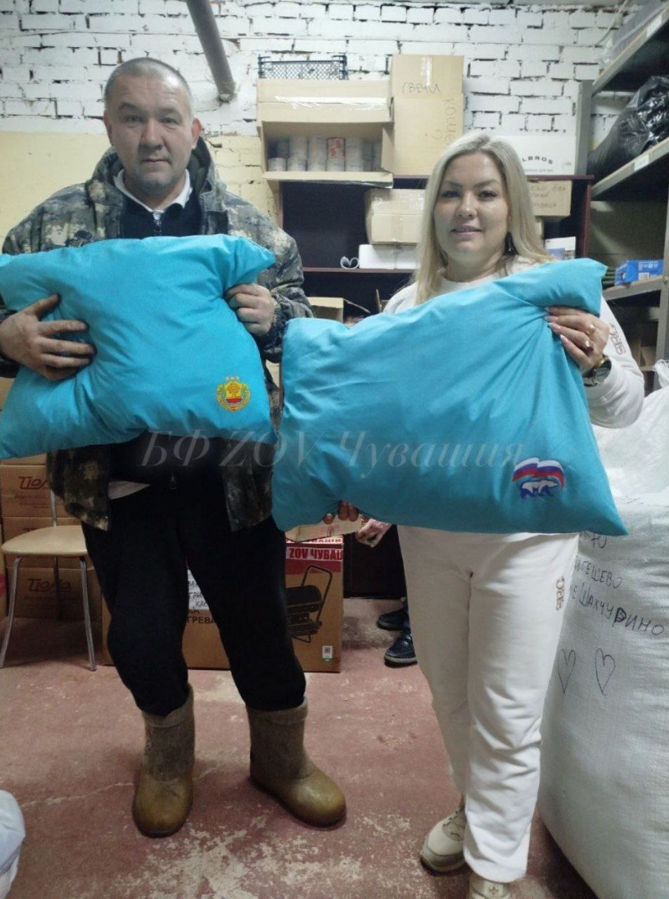 Альгешевские энтузиасты привезли на склад фонда "ЗОВ-Чувашия" 50 подушек