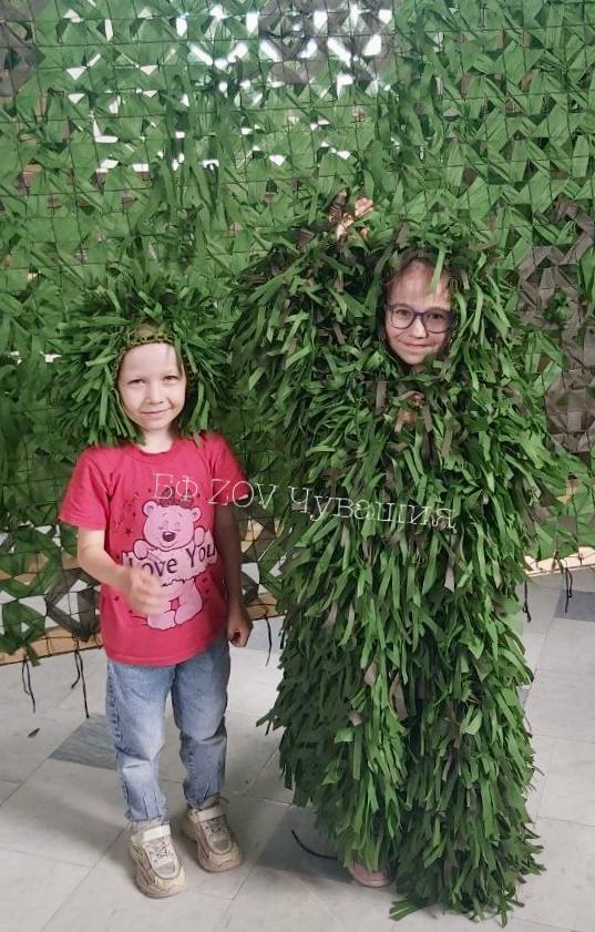 Работает центр плетения маскировочной защиты в Покровско-Татианинском соборе г. Чебоксары